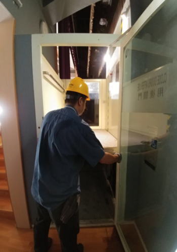 傷殘電梯